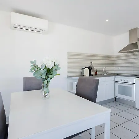 Let The Sun In - Walking To The By Algarve Dream Holidays شقة