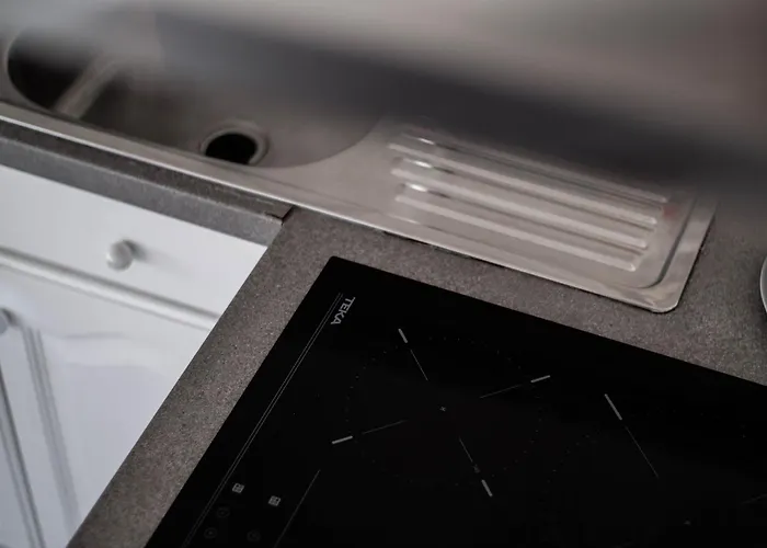 Let The Sun In - Walking To The By Algarve Dream Holidays 알부페이라