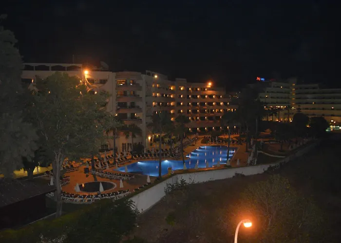 Let The Sun In - Walking To The By Algarve Dream Holidays * Albufeira