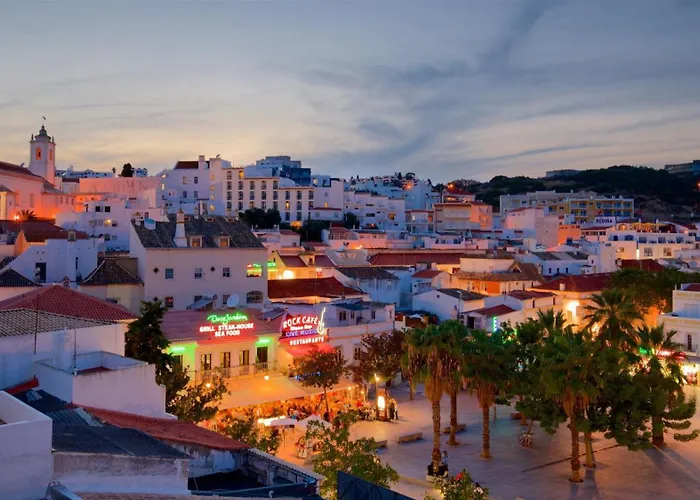 Let The Sun In - Walking To The By Algarve Dream Holidays *