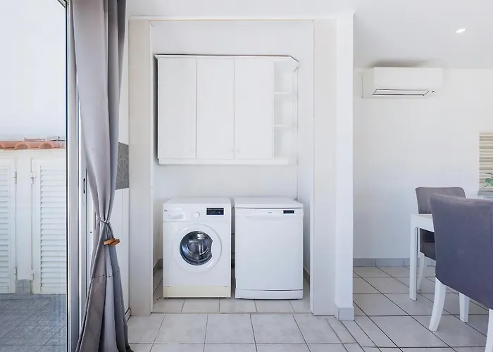 Apartment Let The Sun In - Walking To The By Algarve Dream Holidays *