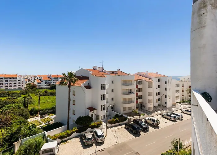 Let The Sun In - Walking To The By Algarve Dream Holidays